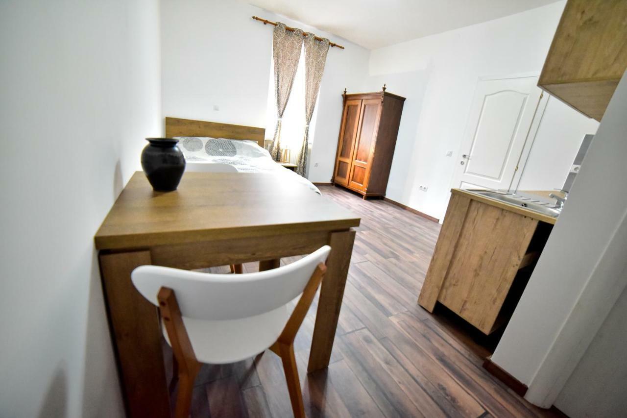 Flh - Central Apartments Σίμπιου Εξωτερικό φωτογραφία